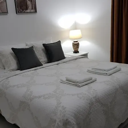 Apartments 101 Котор Экстерьер фото
