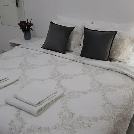 Apartments 101 Котор Экстерьер фото